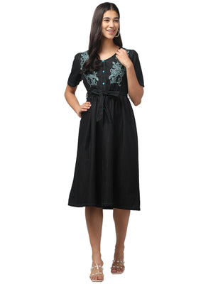 BLACK DRESS WITH BELT TEAL EMBROIDERY