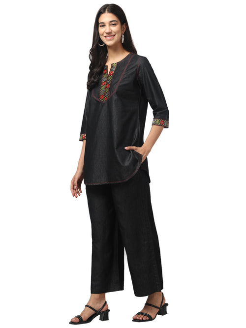 BLACK CO-ORDS SHORT KURTI WITH PLAZZO